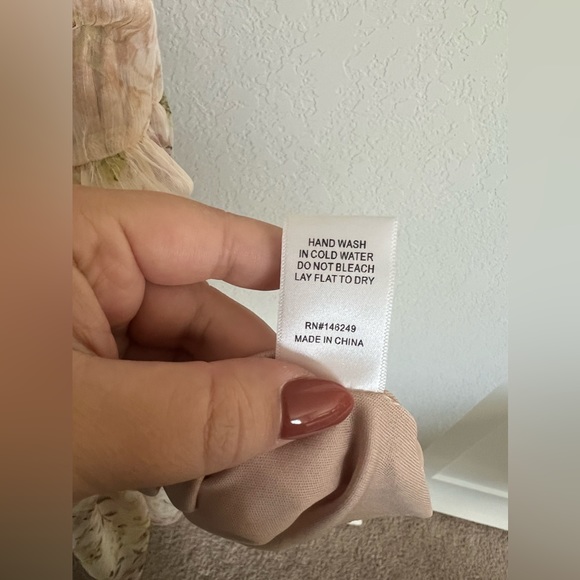 Vici floral maxi dress - Picture 12 of 14